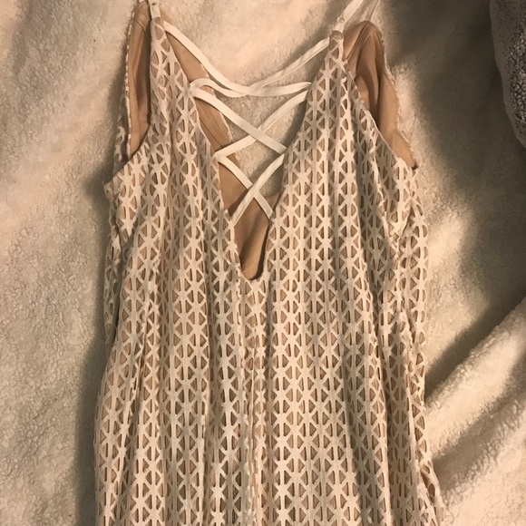 White mini dress - Picture 2 of 3